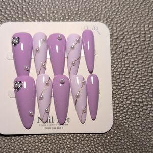 Lavender Nail Set with Pearls and Rhinestones